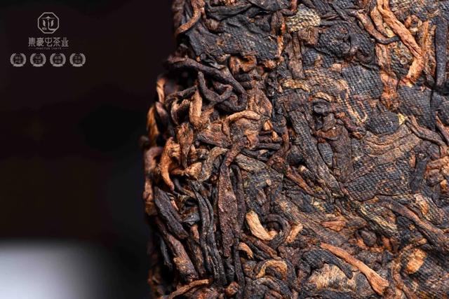 班章熟茶的魅力，無?？梢越o你