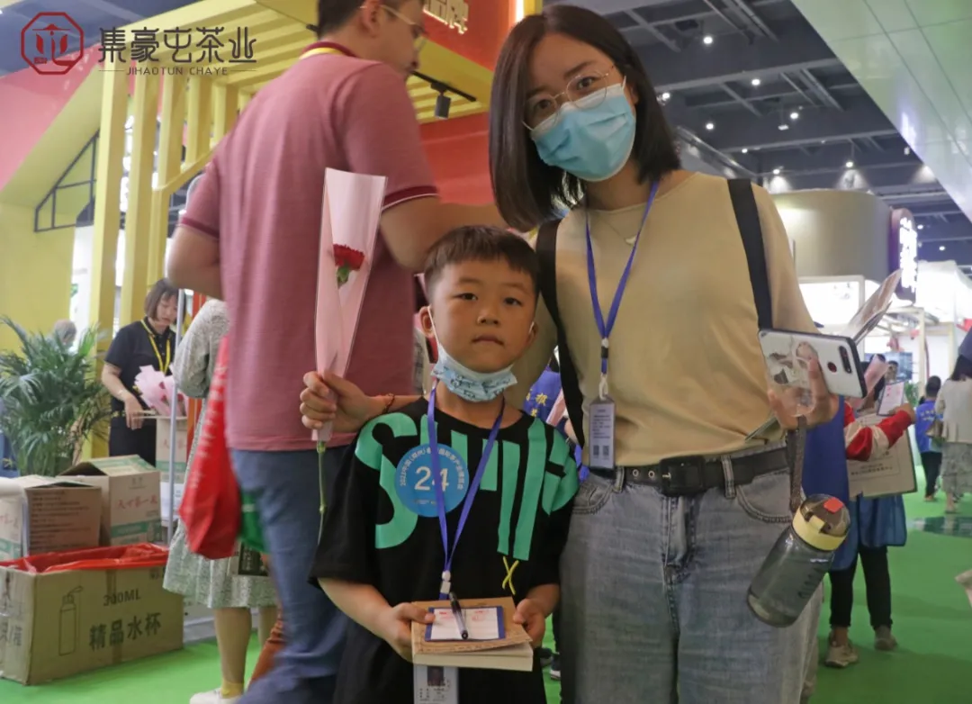 母親節，讓我們以茶敬愛